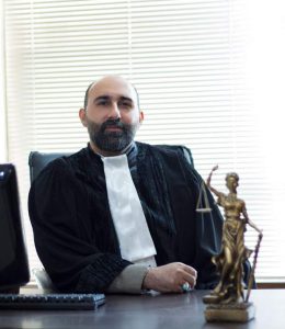 رزومه وکیل خسروی باتجربه ترین وکیل پایه یک دادگستری در اصفهان